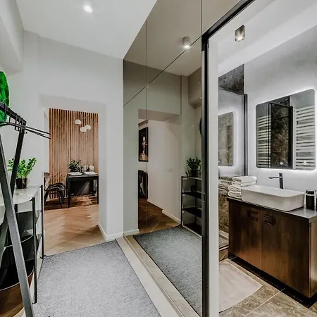 Old Town L Self Check In Appartement