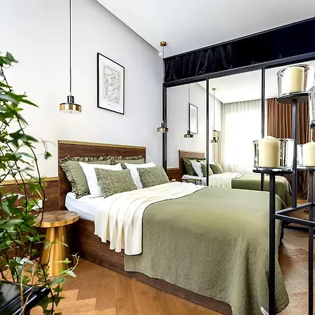 Old Town L Self Check In Appartement *