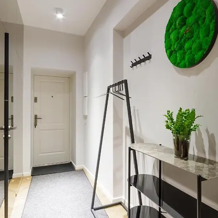 Old Town L Self Check In Вільнюс